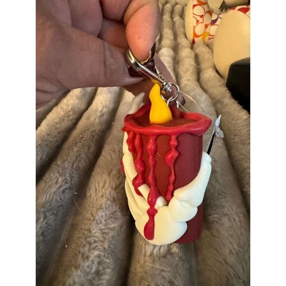 Bath & body works pocketbak holder nwt skeleton hand candle blood - Picture 5 of 10